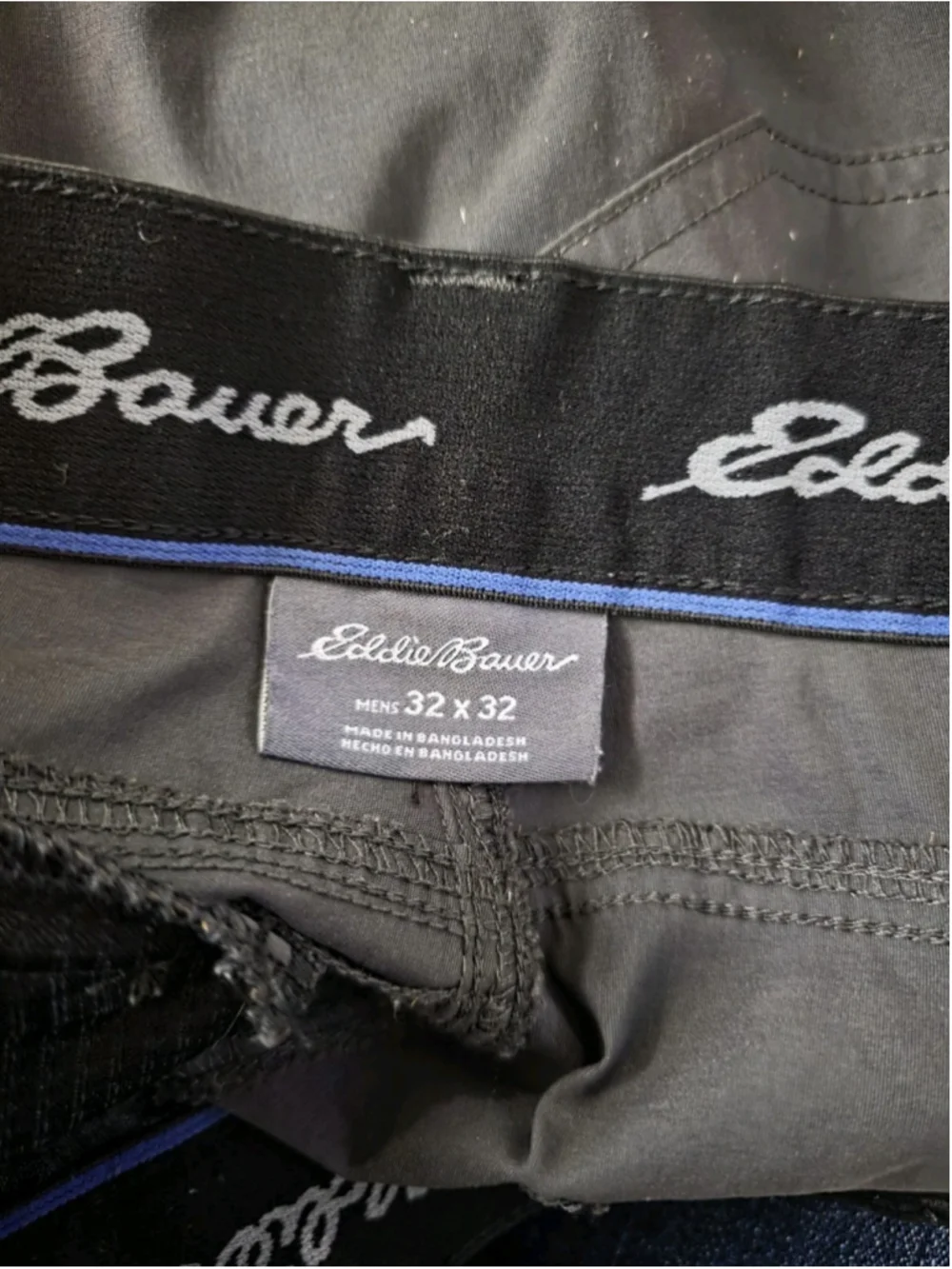 Eddie Bauer Men’s Black Casual Pants 32 Waist Straight Leg Nylon Spandex